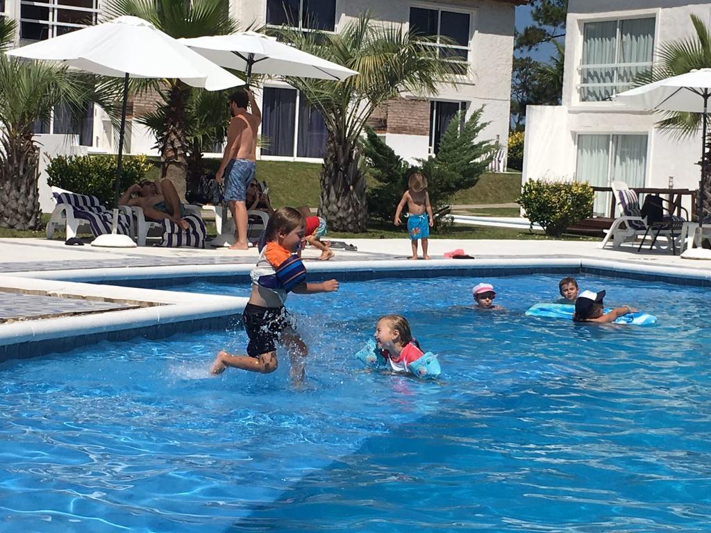 Chihuahua Punta Del Este Arenas Hotel מראה חיצוני תמונה